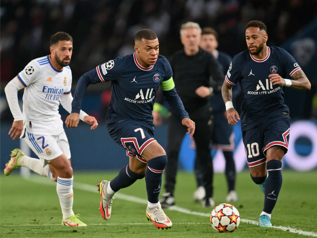 王勤伯：德尚模仿恩里克策略，遭遇一次失利